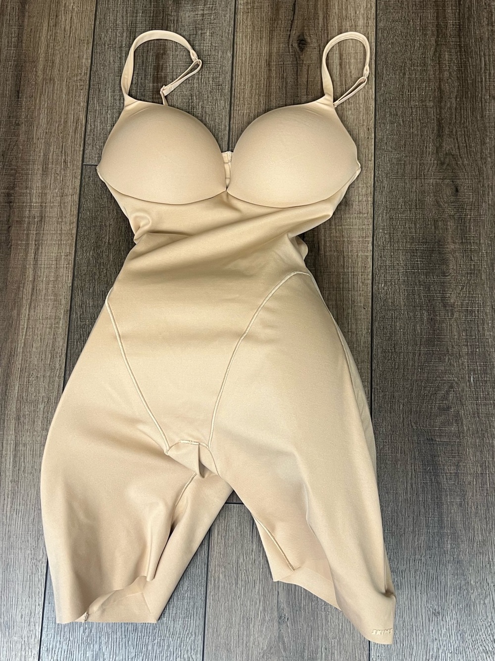 SKIMS Ultimate Body hip and butt enhancing mid thigh bodysuit